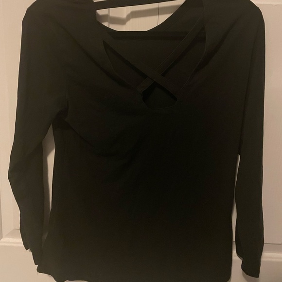 Black puma full sleeve shirt - Picture 2 of 3